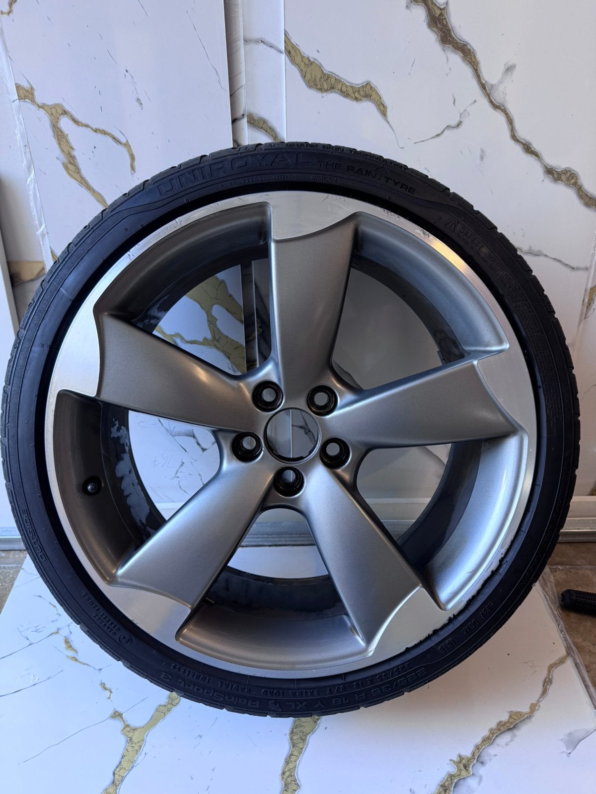 Jante audi a1 18 5x100, Autos : Pièces & Accessoires, Pneus & Jantes, Enlèvement, 18 pouces, Pneu(s)