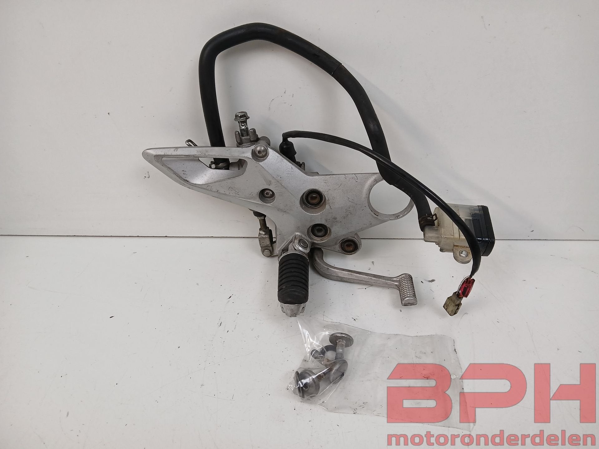 Schetsplaat + rempedaal Suzuki GSX1300BK GSX1300 B-king Bkin, -, Utilisé, -, -