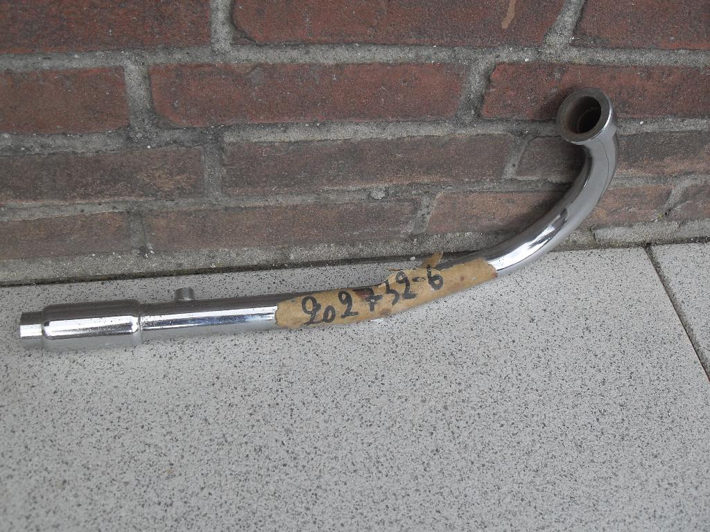 uitlaatbocht, Fietsen en Brommers, Brommeronderdelen | Oldtimers, Ophalen of Verzenden, Zo goed als nieuw