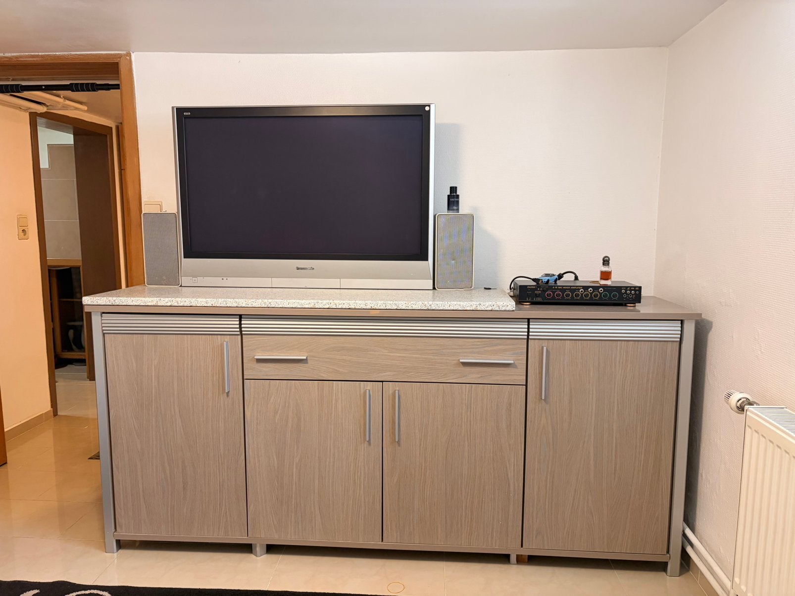 Grand meuble de rangement / buffet en très bon état, Enlèvement, Comme neuf