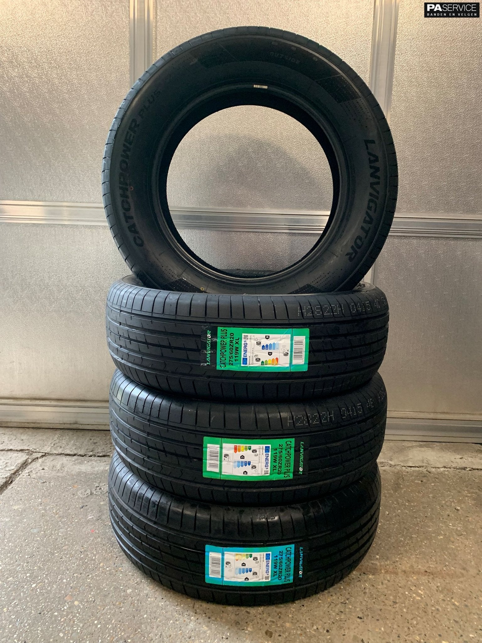 4x Nieuwe Lanvigator 275 60 20 zomerbanden, Velg(en), -, -, Nieuw