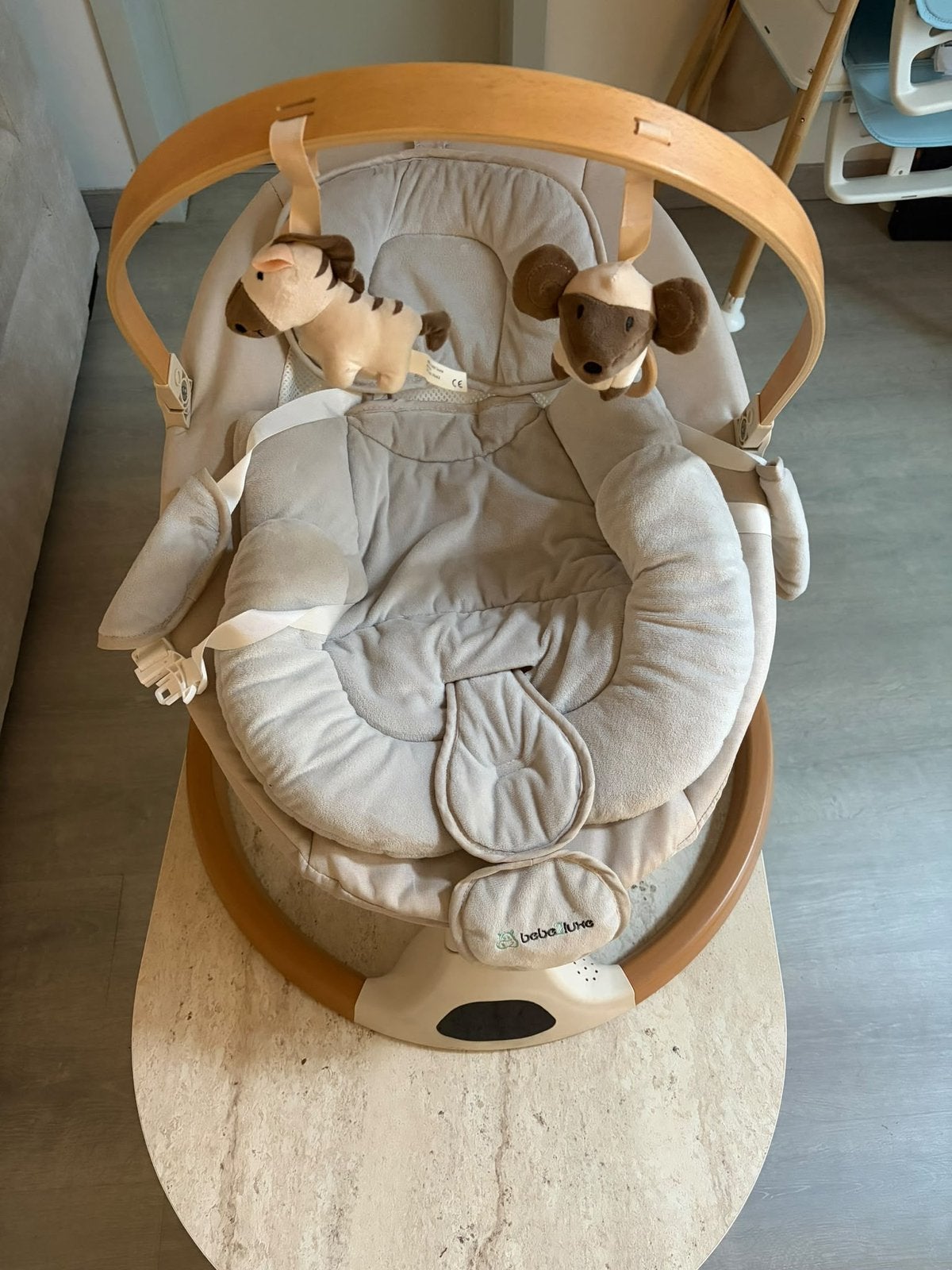 Balancelle électrique avec Bluetooth ,petite télécommande, Enlèvement, Comme neuf, Chaise rebondissante, Autres marques