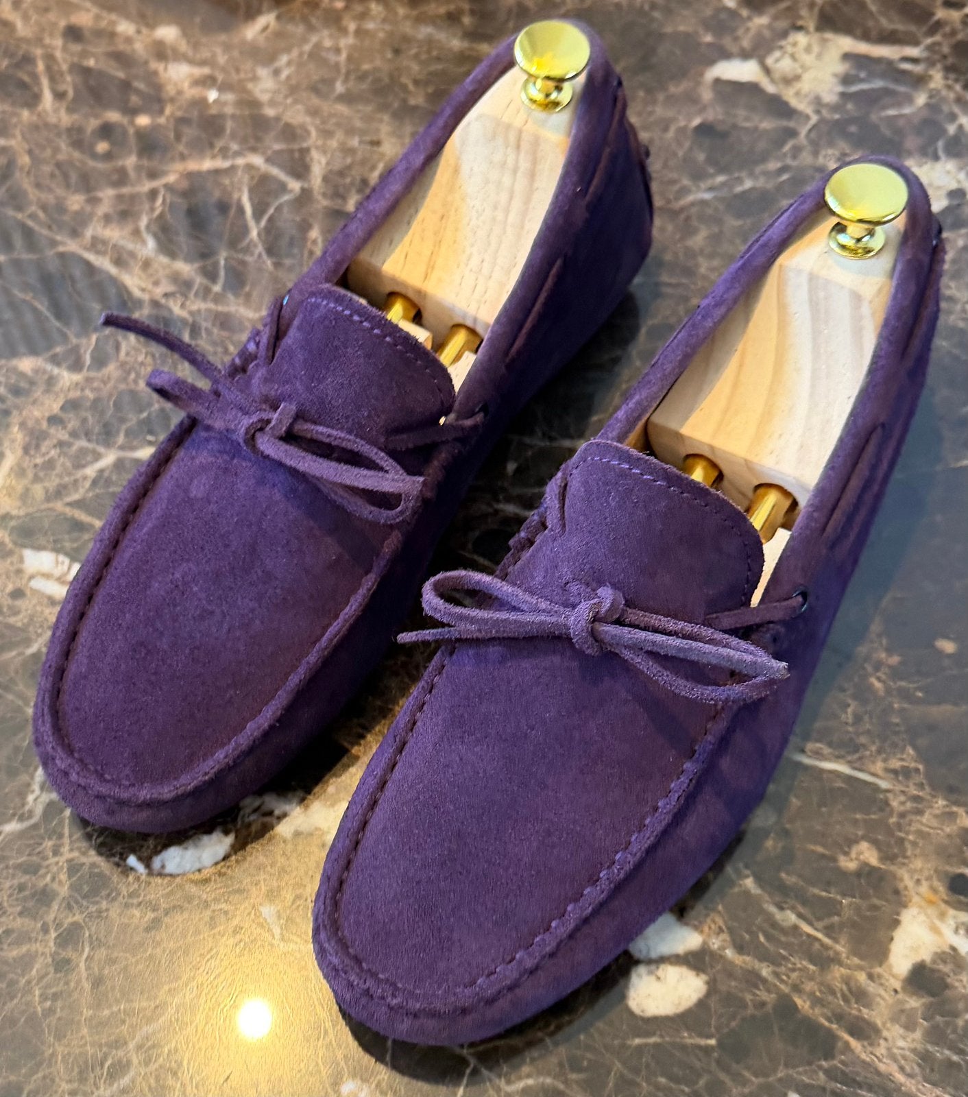 Tod's Gommino Loafers Driving Shoes Paars Suède maat 40, Overige kleuren, Ophalen of Verzenden, Espadrilles of Moccasins, Gedragen