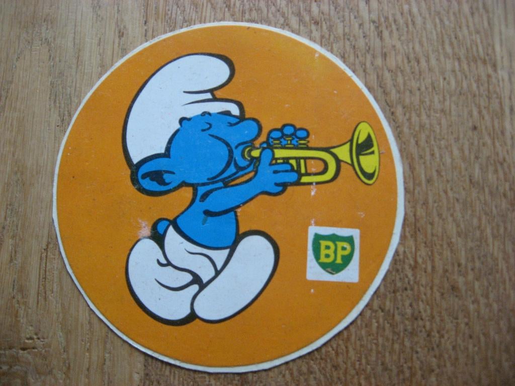 Sticker BP Smurf Trompet 10,5 cm, Enlèvement ou Envoi, Schtroumpfs, Comme neuf, Image, Affiche ou Autocollant