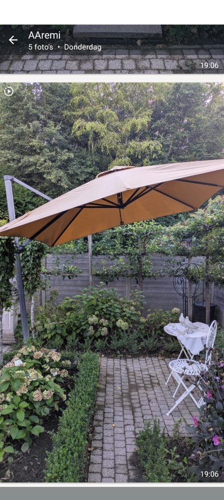 Parasol, Tuin en Terras, Parasols, Ophalen, Zo goed als nieuw, Zweefparasol, Kantelbaar