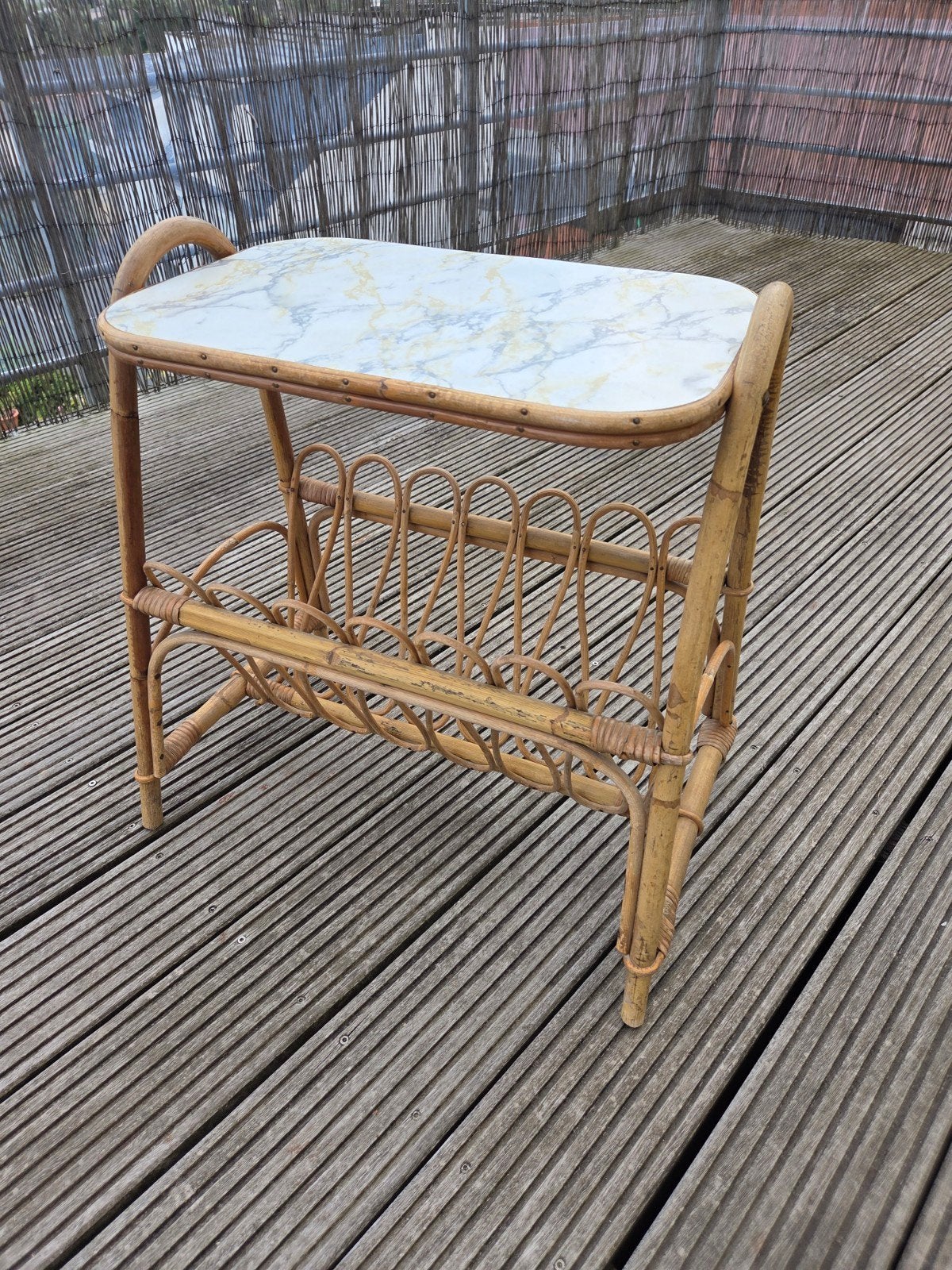 vintage rotan tijdschriftenrek, Ophalen