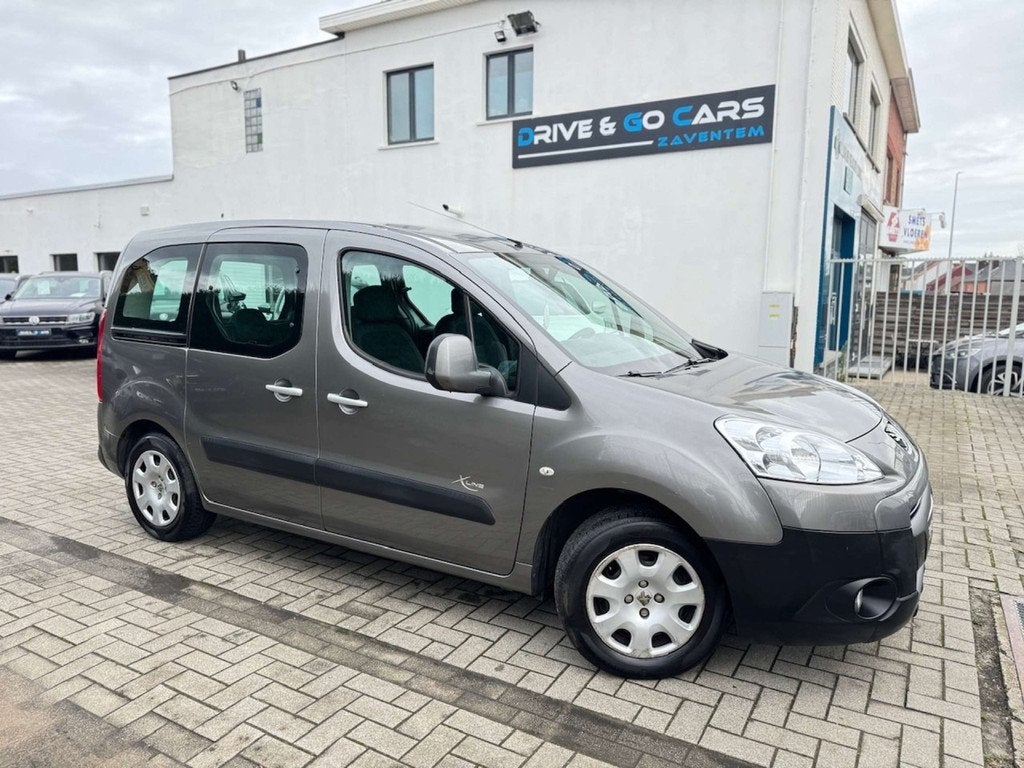 Peugeot Partner Tepee 1.6 HDi X-Line 90PK - AIRCO !, Voorwielaandrijving, Euro 5, Gebruikt, Zwart