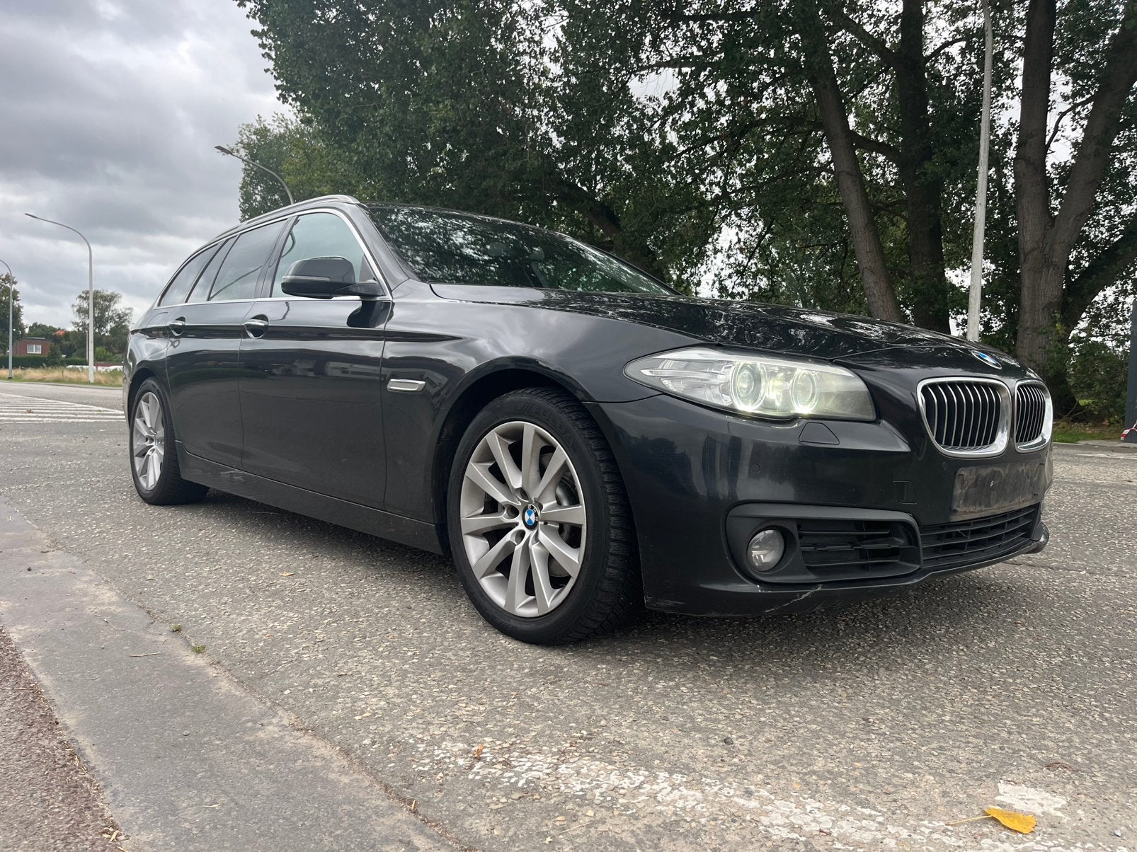 BMW 520D Xdrive 2015/258000 km/Automaat, Cuir, Euro 6, Entreprise, Capteur de lumière
