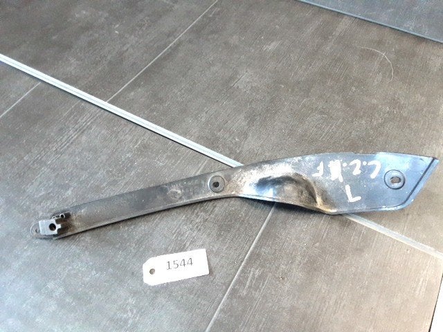 RF600 1993 - 1997 Suzuki Cover Cover zijkant frame D1-58228