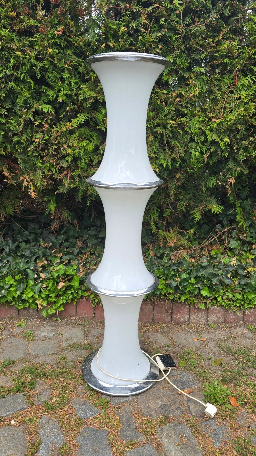 staan lamp.  opaal/Murano-glas en chroom.
Fabrikant: Vistosi, Ophalen, Glas