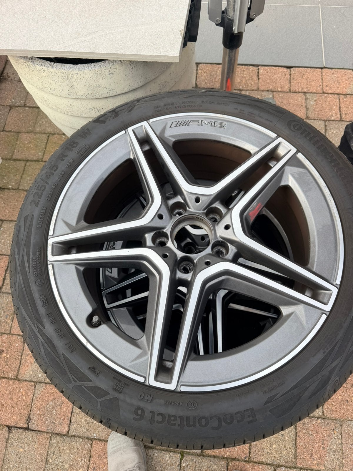 Originele Mercedes AMG velgen met zeer goede banden 4 st, Auto-onderdelen, Ophalen, Band(en)