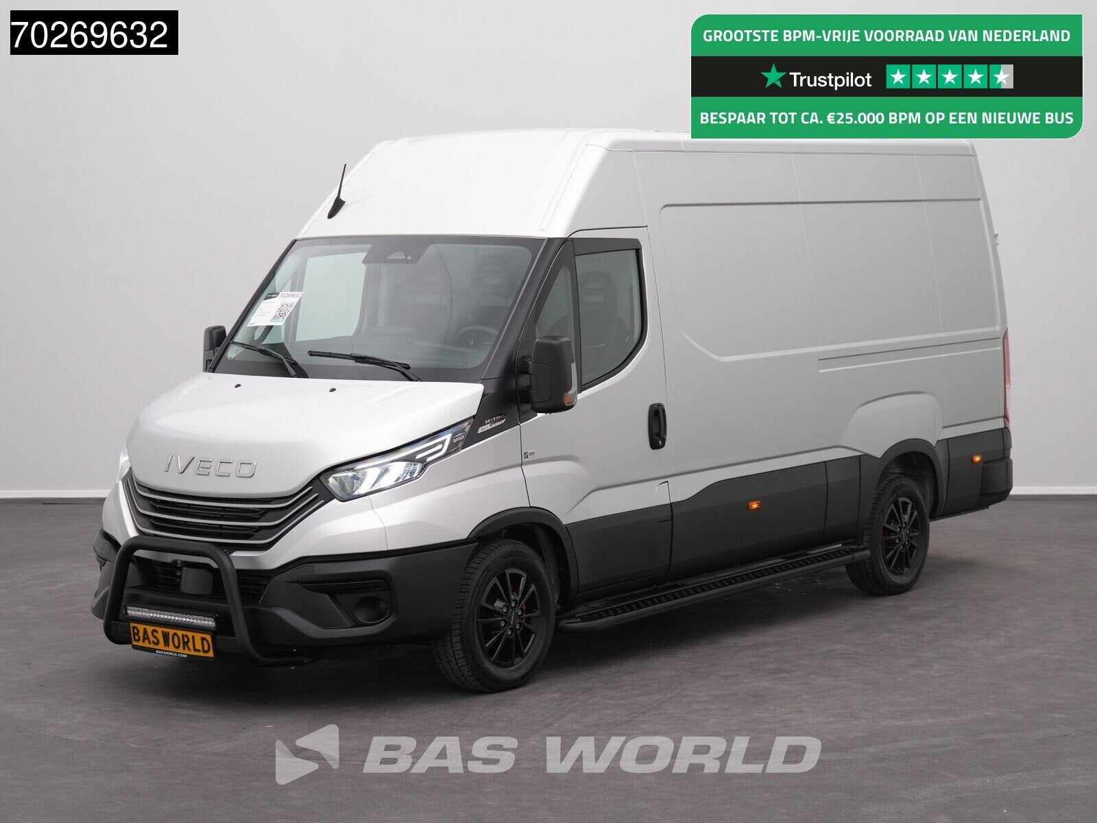 Iveco Daily 35S21 BPM VRIJ! 210PK 3.0L Automaat 2025 Black E, Auto's, Stof, Euro 6, 4 cilinders, Iveco
