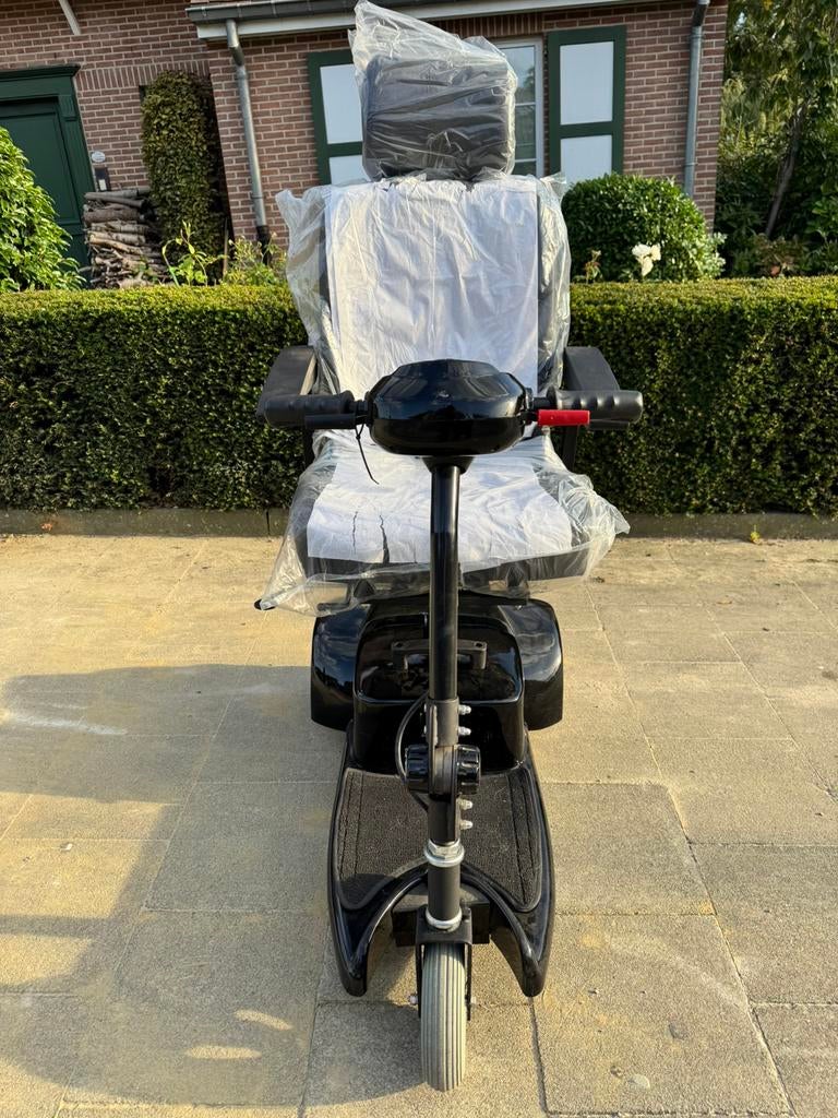 Compacte Scootmobiel – Lichtgewicht, Comfortabel & Wendbaar, Ophalen of Verzenden, Inklapbaar, Zo goed als nieuw, Elektrische rolstoel