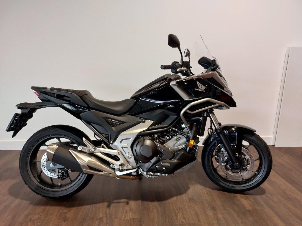 Honda NC750X / DCT, Enlèvement, Utilisé