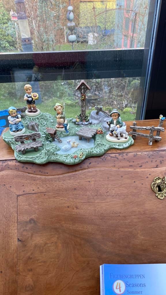 Hummel set, Collections, Statues & Figurines, Enlèvement ou Envoi, Comme neuf, Hummel