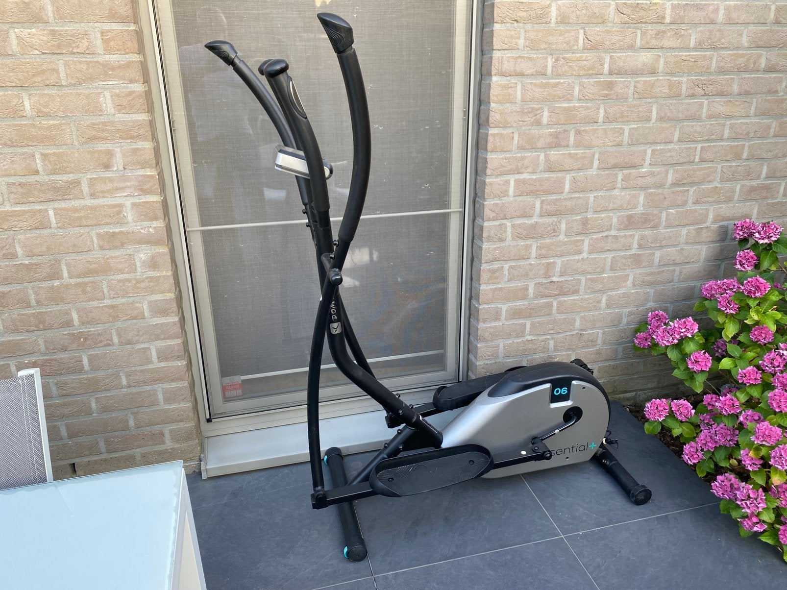 Hometrainer, Sport en Fitness, Ophalen, Zo goed als nieuw, Hometrainer