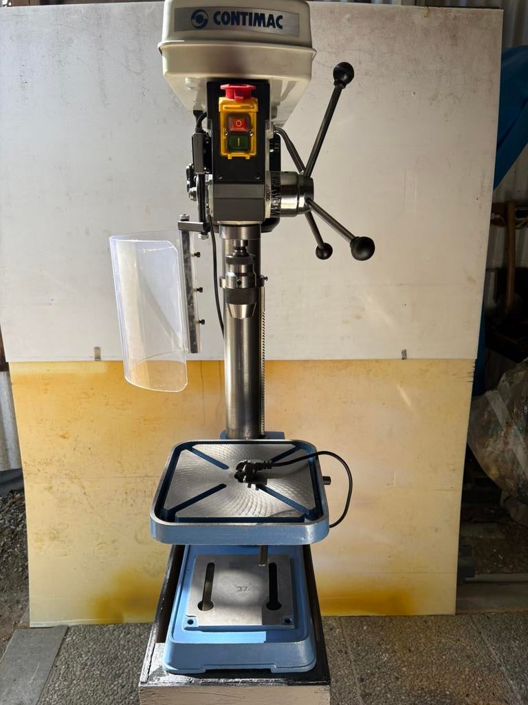 Contimac CH18 boormachine op masief houten voet., Doe-het-zelf en Bouw, 600 watt of meer, Variabele snelheid, Zo goed als nieuw