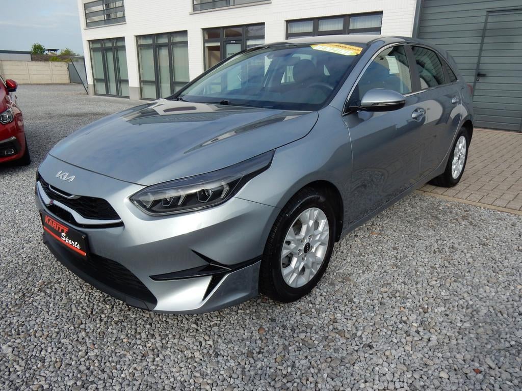 Kia Ceed T-GDI 120pk ! DEC 2023 ! Gps/cruise/camera, Autos, Kia, Neuf, Argent ou Gris, Achat, 998 cm³