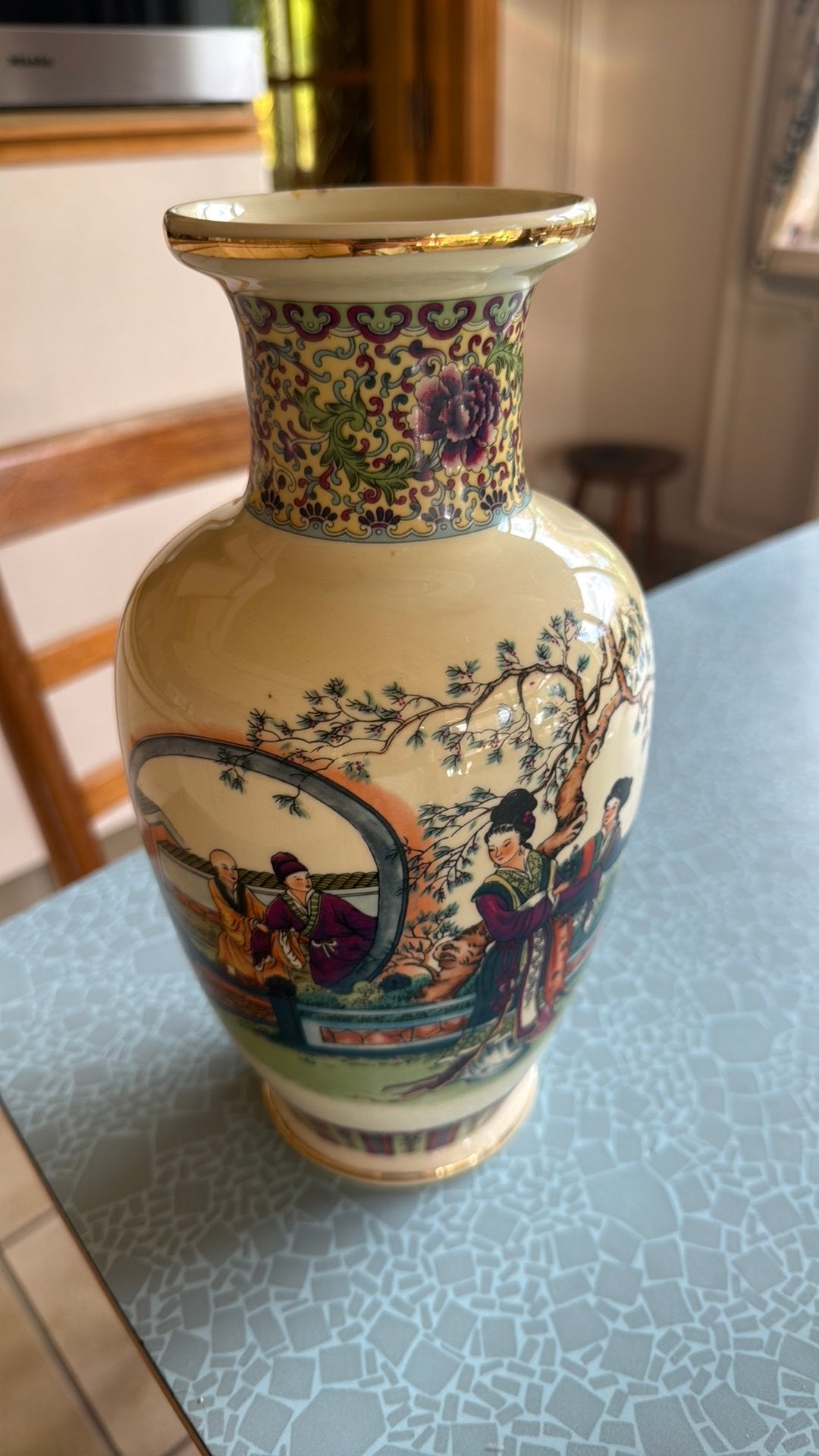 Chinese vaas, Ophalen