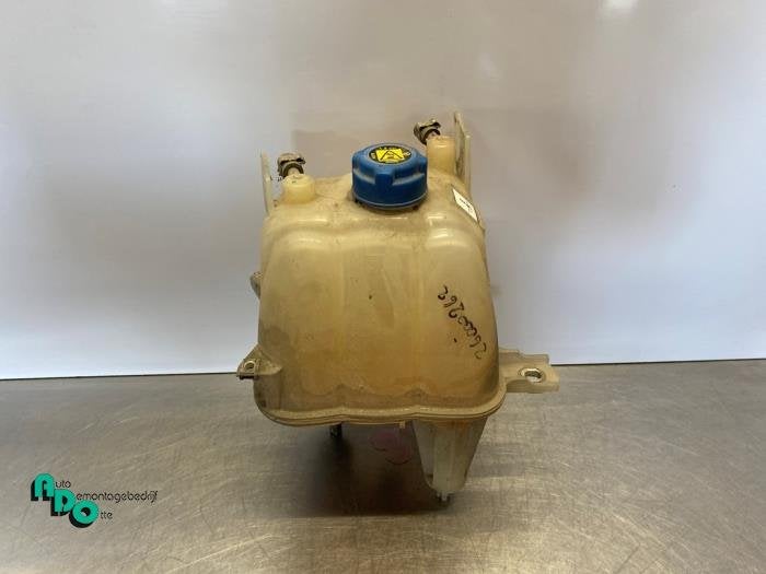 Réservoir d'expansion d'un Peugeot Boxer (Boxer 06-), -, 3 mois de garantie, Utilisé, -