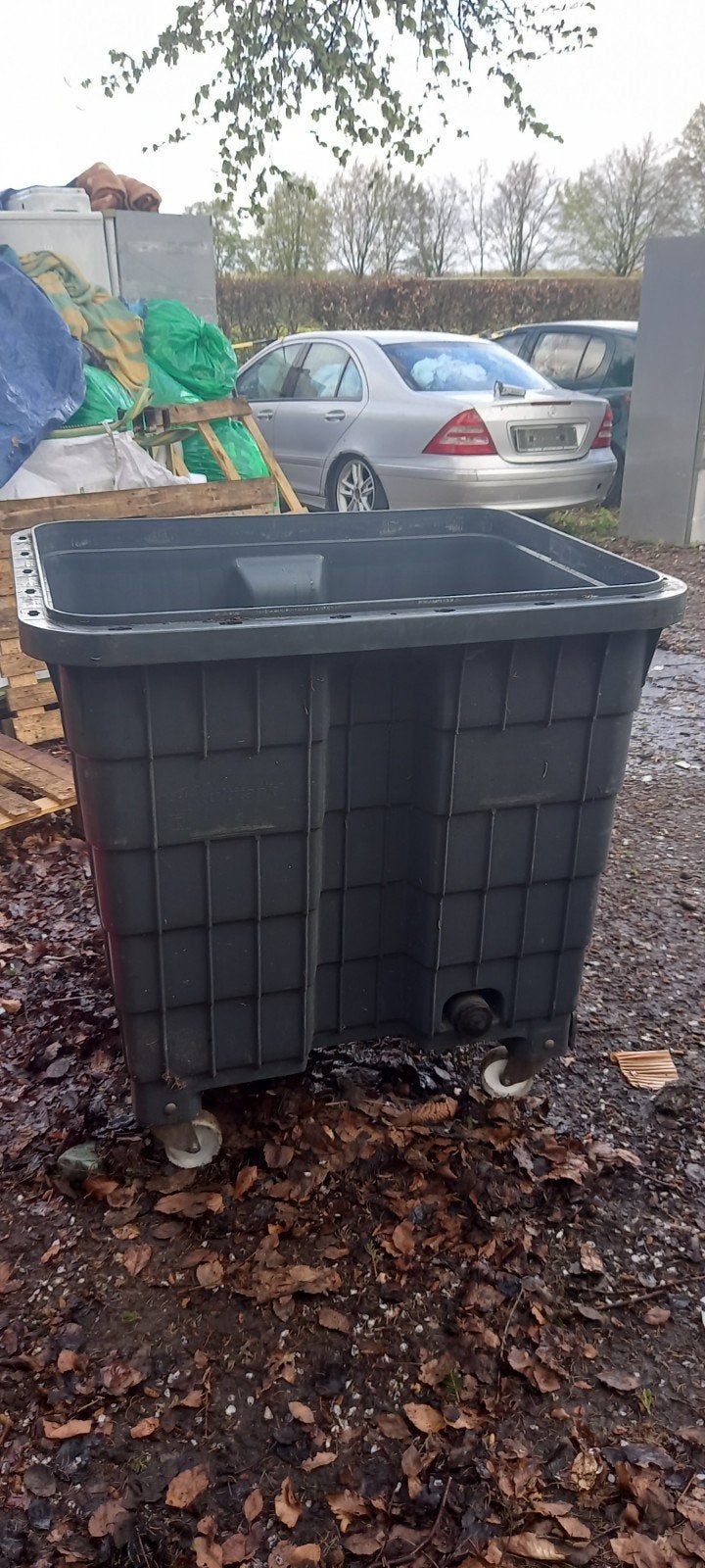 water opslag tank op wielen,450 liter in goede staat, Ophalen