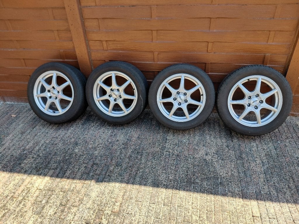 Aluminium velgen 16" 4 stuks met zomerbanden, Auto-onderdelen, Ophalen, Gebruikt, Velg(en), 16 inch