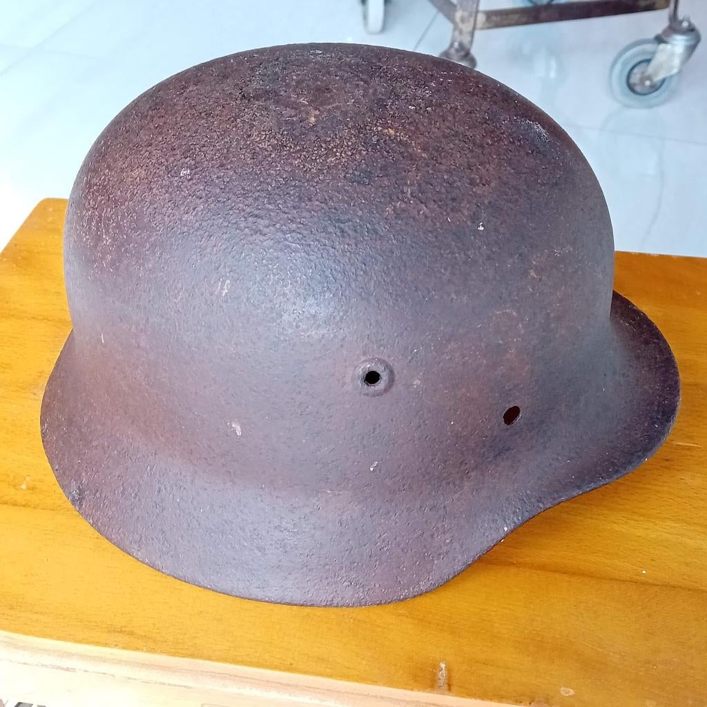 Duitse helm M40 WO2, Ophalen of Verzenden, Landmacht, Helm of Baret