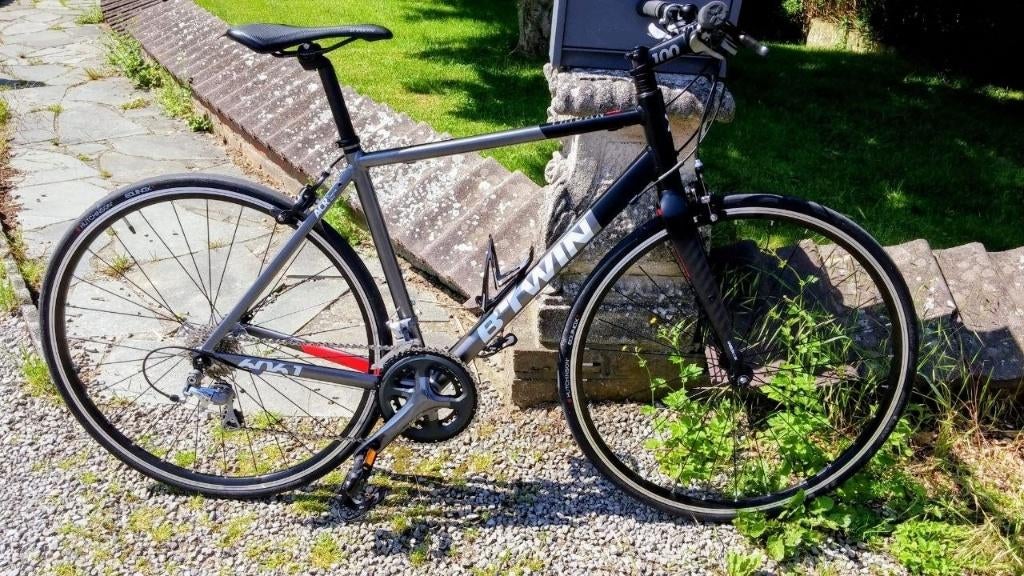 Vélo Homme Triban 540 cintre plat taille M., Vélos & Vélomoteurs, Vélos | Hommes | Vélos pour homme, Comme neuf, Autres marques