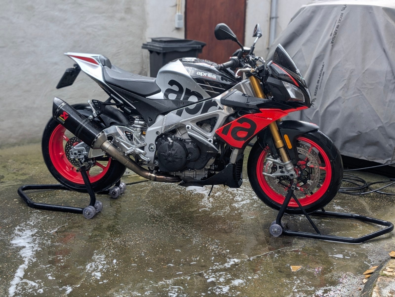 Aprilia Tuono V4 1100, Motoren, 1078 cc, 4 cilinders, Meer dan 35 kW, Handgeschakeld