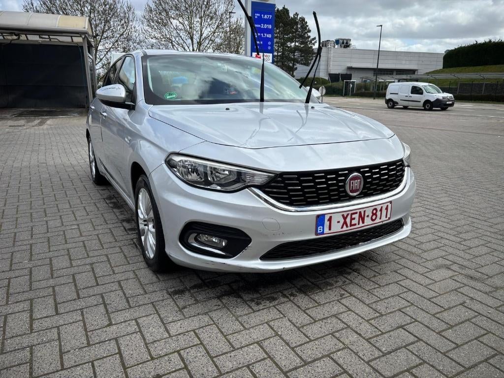 Fiat Tipo, Argent ou Gris, Achat, Boîte manuelle, Alcantara