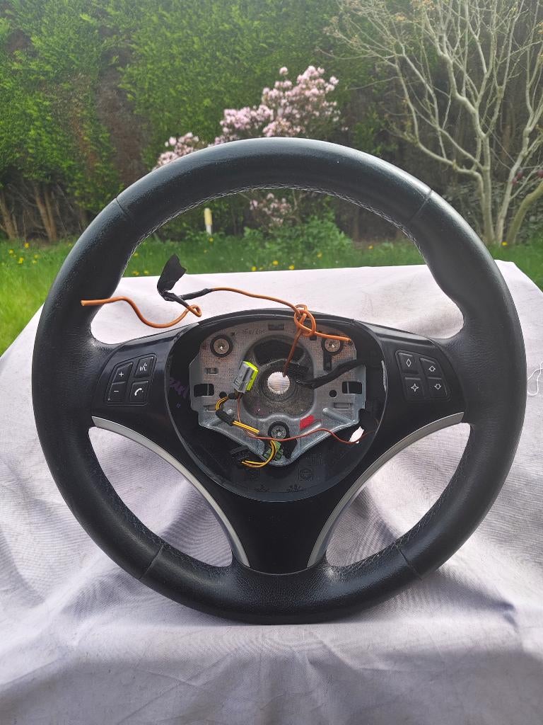 volant en cuir avec commande BMW E87 et autres modèles, Enlèvement ou Envoi, Utilisé, BMW
