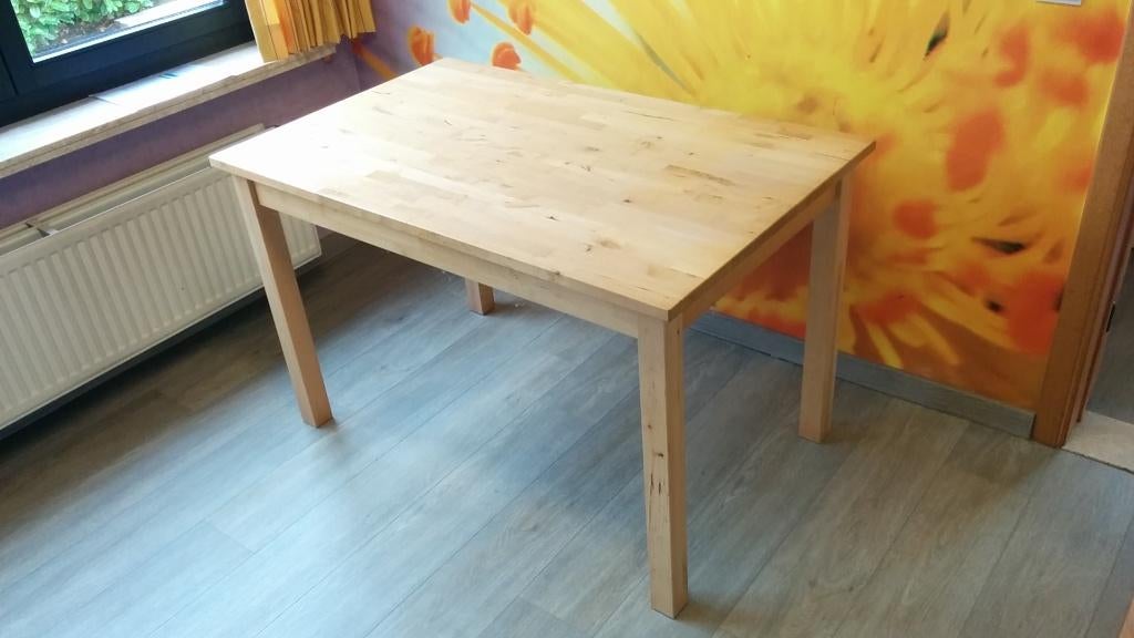 4 demonteerbare duurzame houten tafels, Ophalen, Duurzam blank hout, Zo goed als nieuw, Vier personen