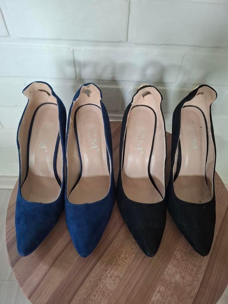 C'M Paris suéde pumps zwart & blauw maat 39, Kleding | Dames, Ophalen, Zwart, Pumps