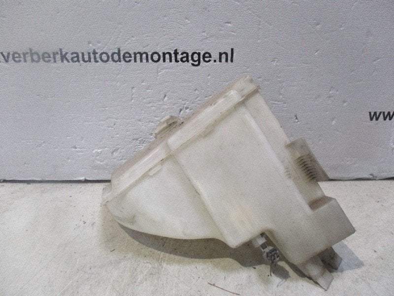 BOCAL LAVE-GLACE BMW 3 serie (E46 / 2) (6167-8362 808.9), Utilisé, BMW, Petuelring 130
80809  München, DE, Bayerische Motoren Werke AG