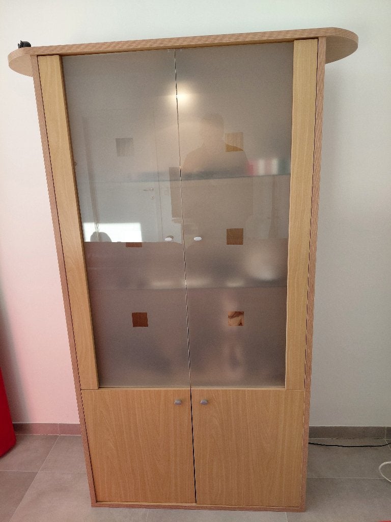 vitrine kast, Ophalen
