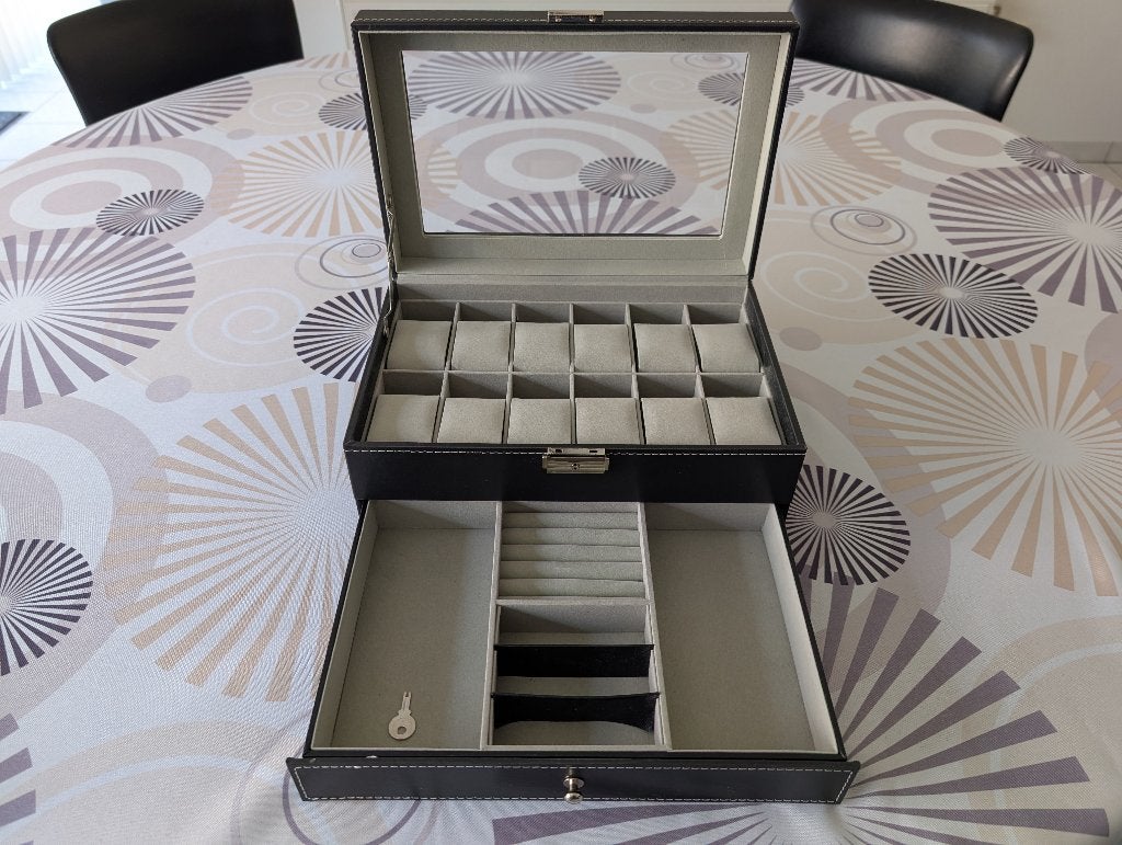 Boîte à montres pour 12 montres, Enlèvement, Comme neuf