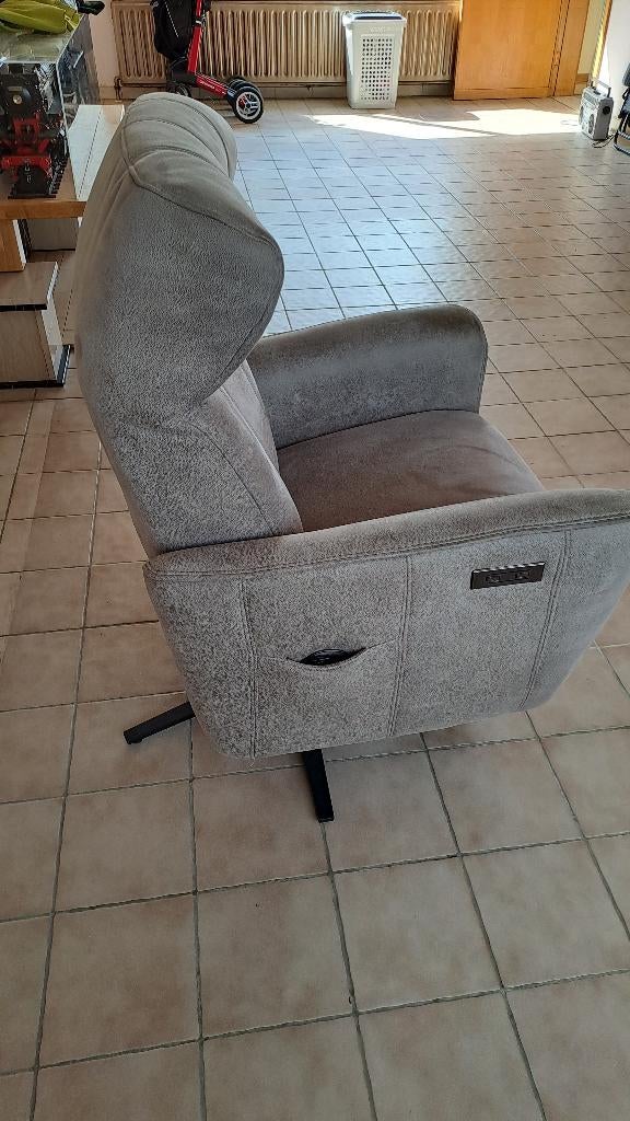 Relaxzetel elektrisch verstelbaar, Ophalen, Gebruikt, 75 tot 100 cm, Leer