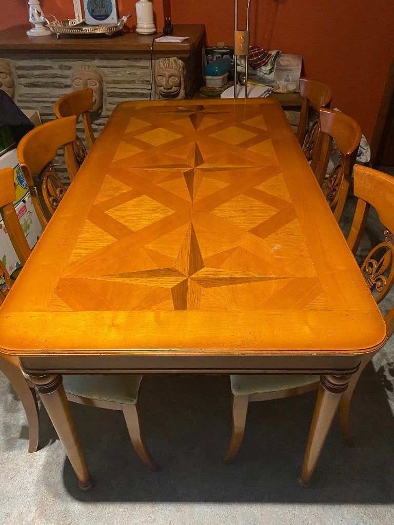 Table ancienne, Enlèvement