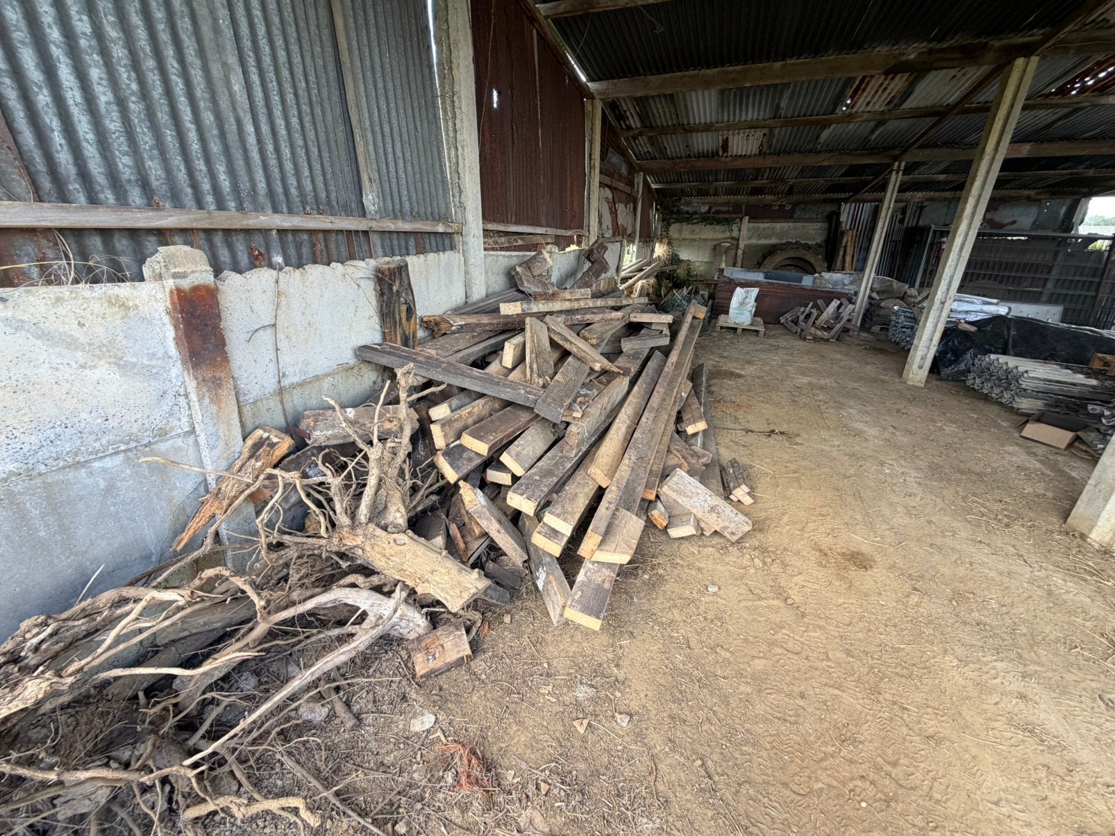 Gratis brandhout,, Tuin en Terras, 3 tot 6 m³, Ophalen, Overige houtsoorten