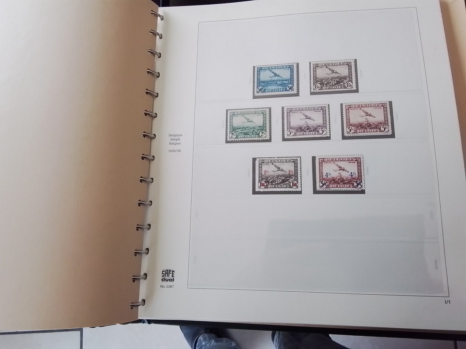 luxe Safealbum met luchtpost preo’s boekjes., Postzegels en Munten, Ophalen of Verzenden