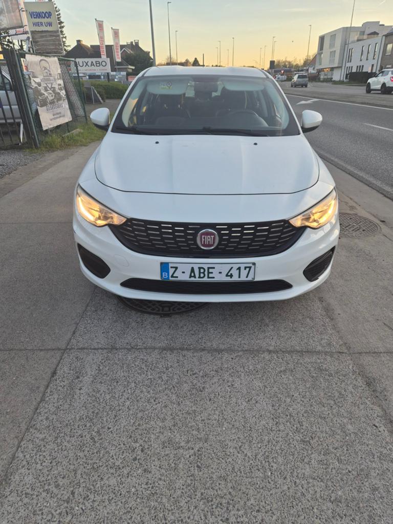 Fiat Tipo 1.4 Benzine Euronorm-6b, Auto's, Bluetooth, Euro 6, Wit, Bedrijf