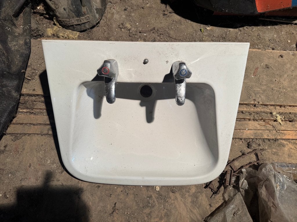 Lavabo bologna 211,  met twee grohe bolkranen, Ophalen, Gebruikt, 50 tot 100 cm, Minder dan 100 cm