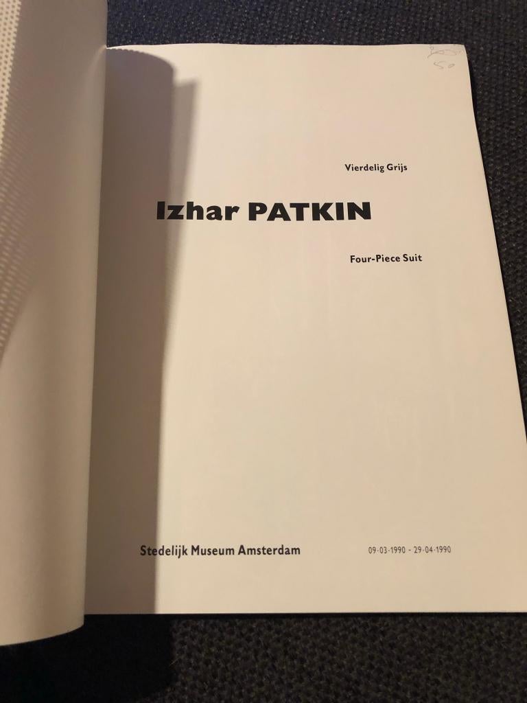 Izhar Patkin - Musée Stedelijk d'Amsterdam, Enlèvement ou Envoi, Comme neuf, Autres sujets/thèmes