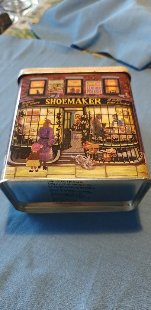 blik metalen doos made in England  koekjes, Ophalen of Verzenden, Zo goed als nieuw, Koek(jes), Overige merken