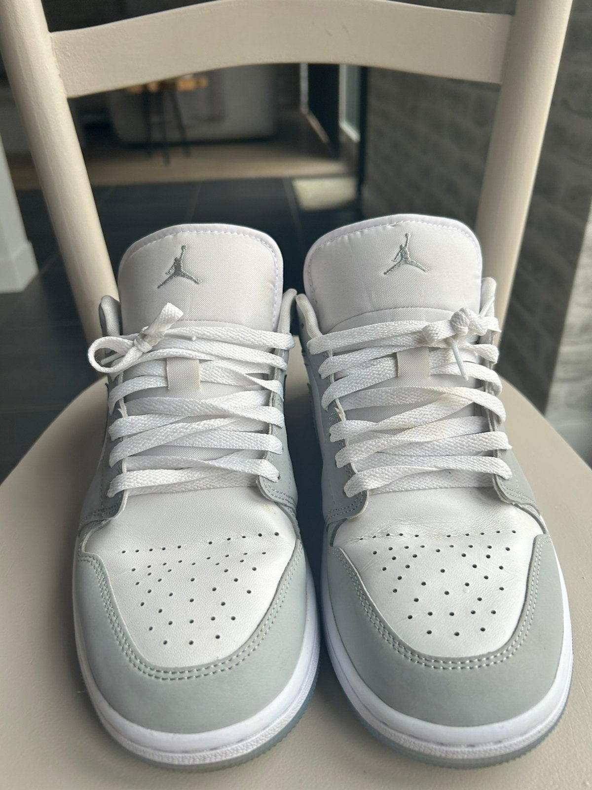 Nike air jordan sneakers low maat 43, Kleding | Heren, Ophalen, Wit, Zo goed als nieuw, Sneakers