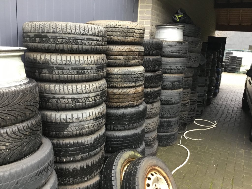 Grote partijen banden, Auto-onderdelen, Banden en Velgen, Ophalen, Band(en)