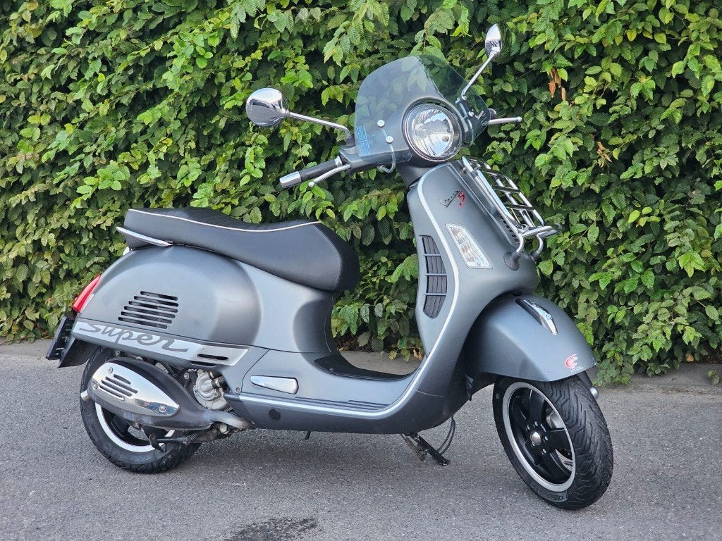 Vespa GTS SUPER SPORT 125CC | nette staat, Fietsen en Brommers, Brommers | Vespa, Ophalen, Gebruikt, Overige modellen, 125 cc