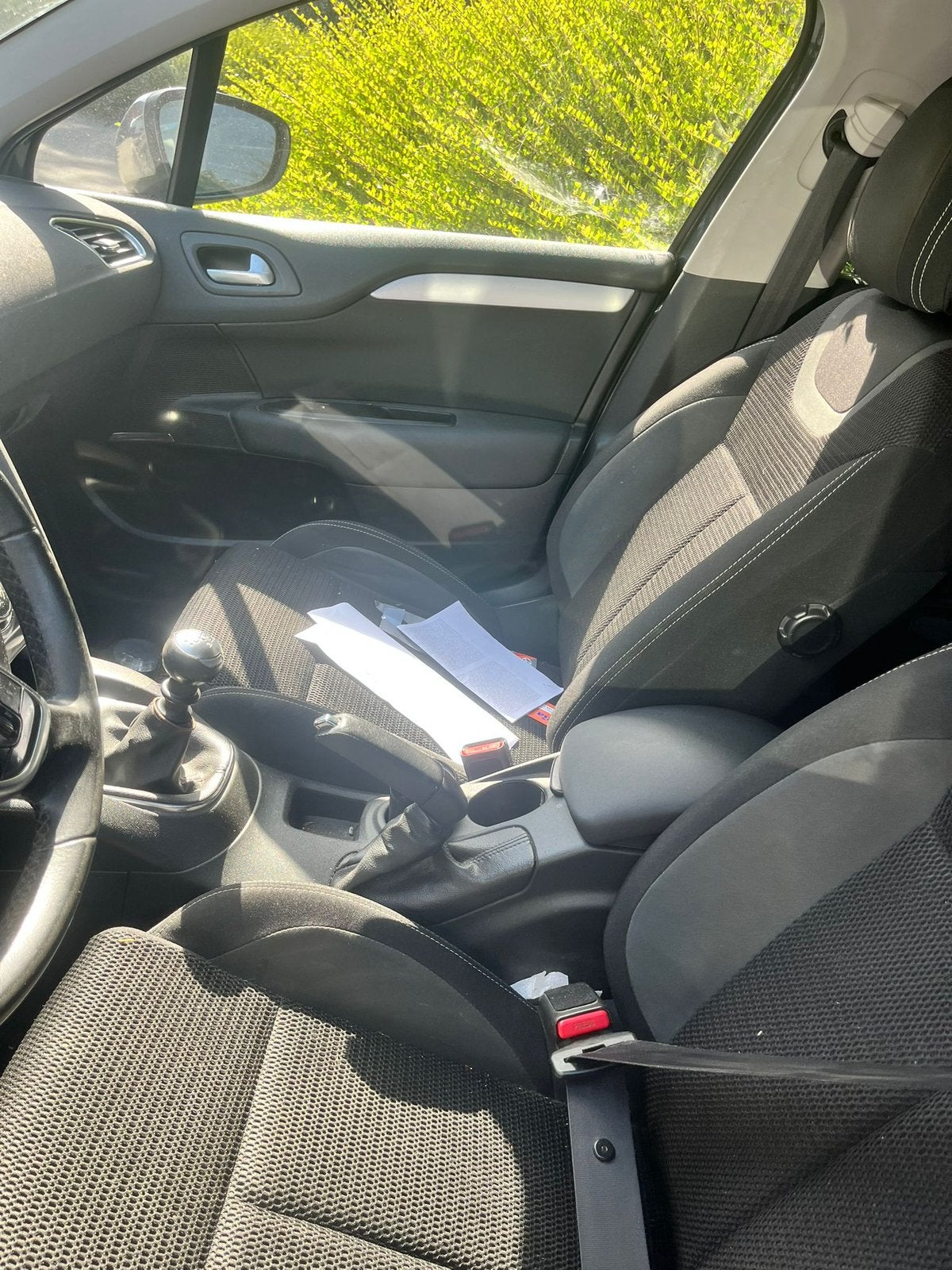 Citroen C4 1,6 Diesel pour pieces (reservee), Achat, 5 portes, Particulier, Tissu