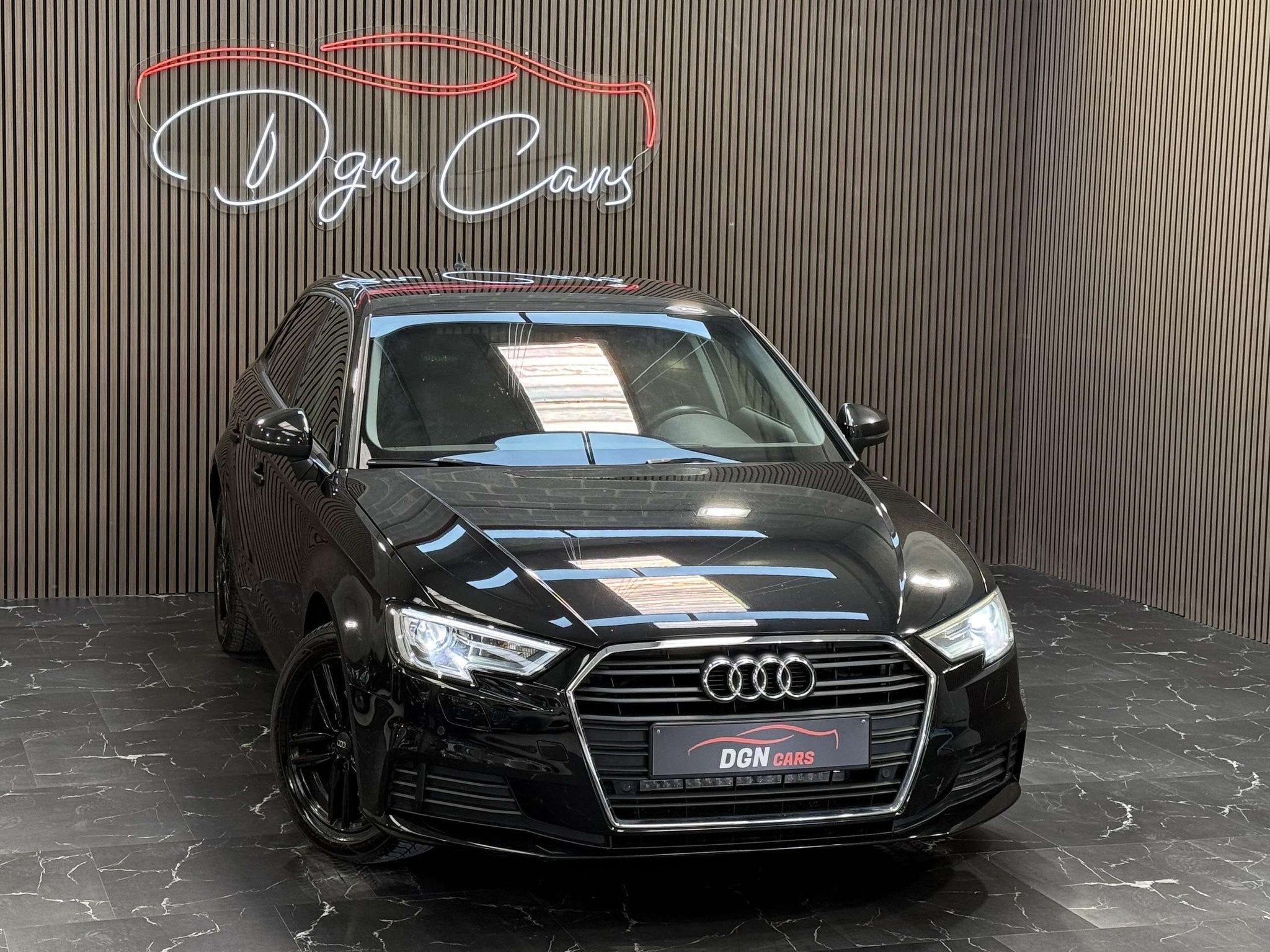 Audi A3 A3 Sportback 1.6 TDi Sport S tronic (automatique), Autos, Audi, Achat, Entreprise, 116 ch, Noir