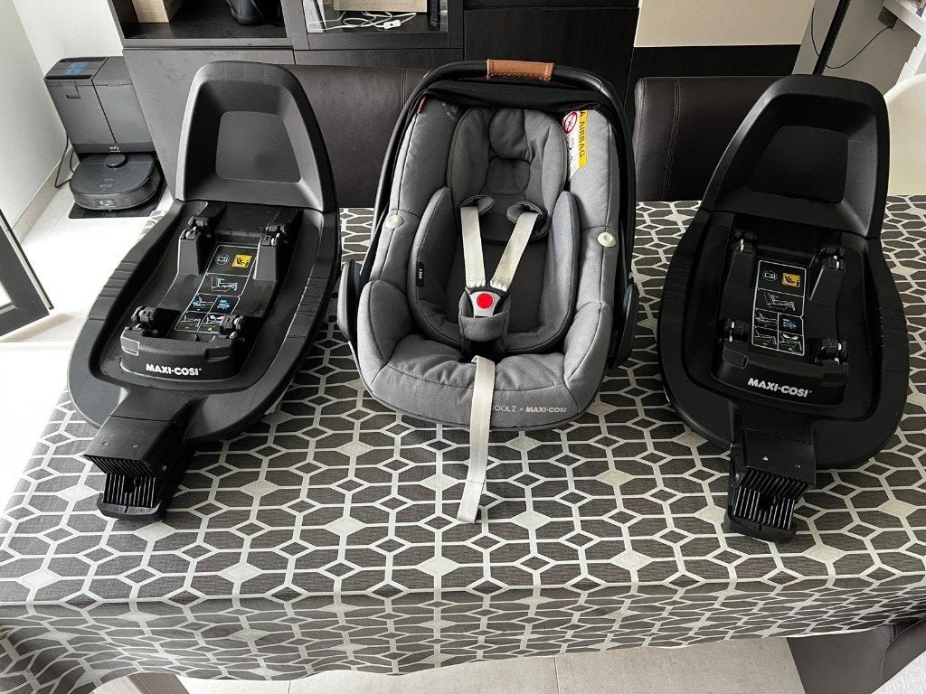 Maxi Cosi Pebble (Joolz Edition) + 2x Family Fix 2, Kinderen en Baby's, Ophalen, Autogordel of Isofix, Zijbescherming, Zo goed als nieuw